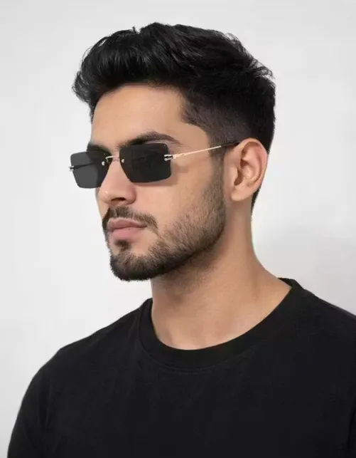 Men black sunglasses